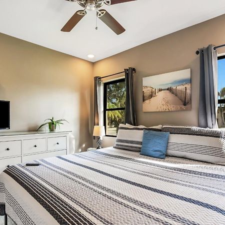 Island Time - Beach Pool Home Clearwater Beach Bagian luar foto