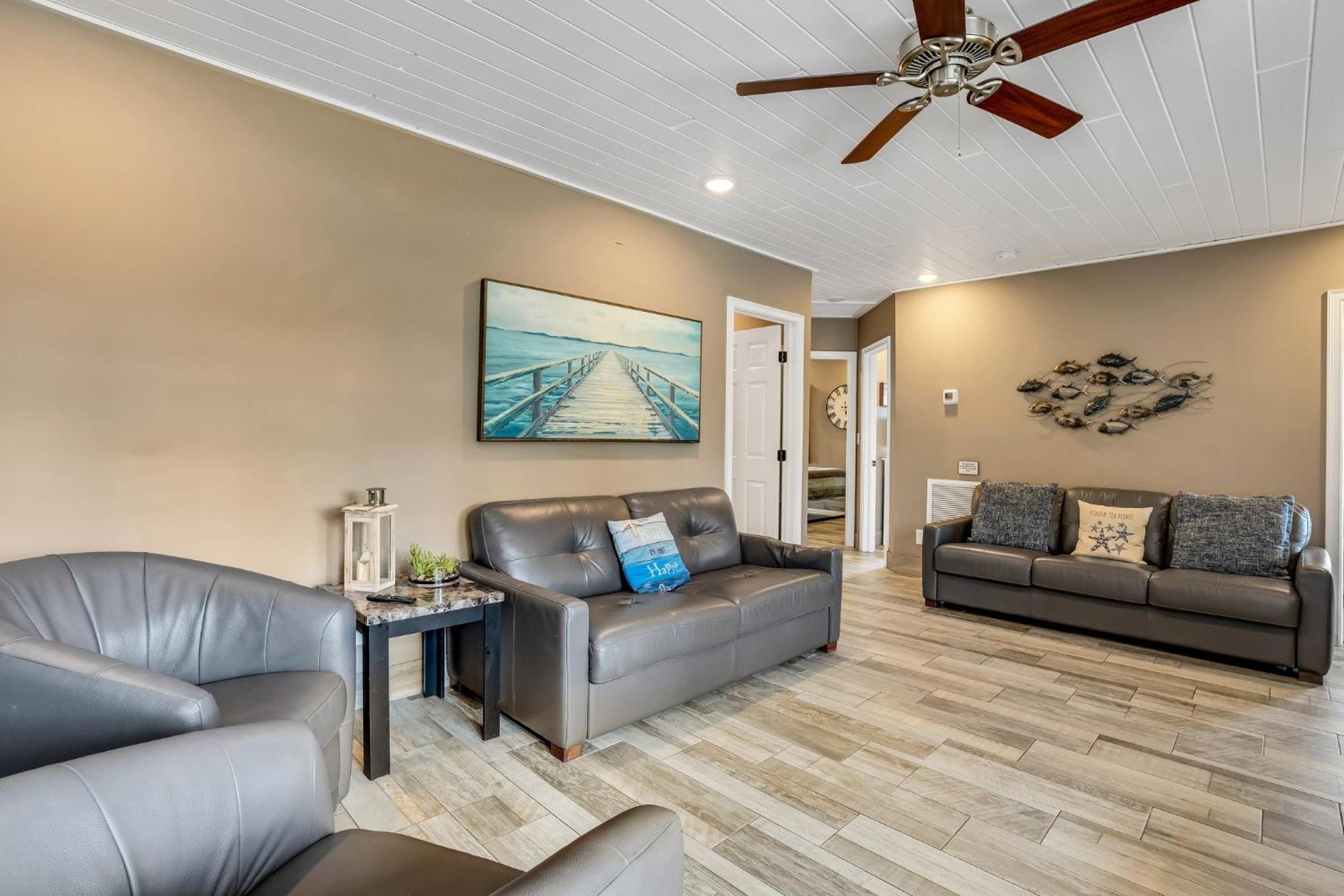 Island Time - Beach Pool Home Clearwater Beach Bagian luar foto